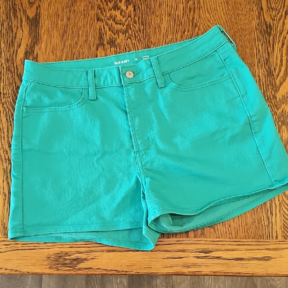 Old Navy Vibrant Teal Jean Shorts Classic Summer Style